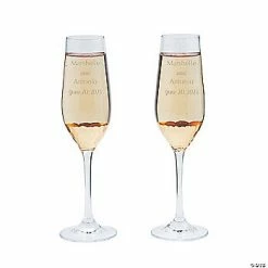 Brand new 🤩 Personalized Gold Scallop Wedding Toasting Glass Champagne Flutes - 2 Ct. 🎉